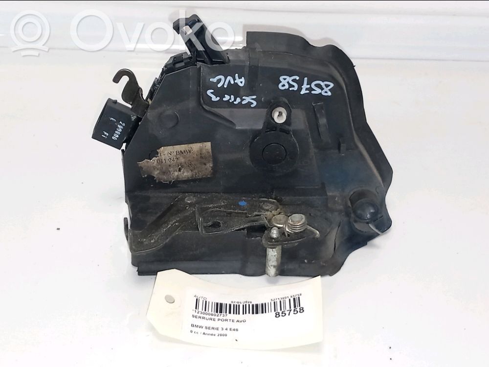 BMW 3 E46 Priekinės spynos varikliukas 
