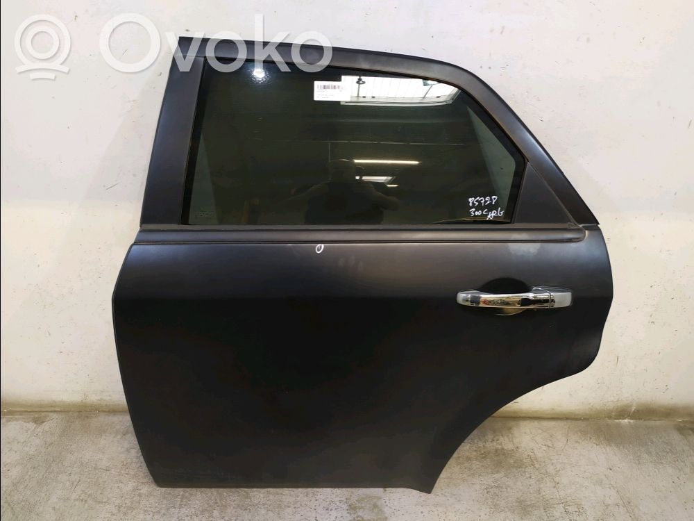 Galinės durys   68056515AB,68056515AB