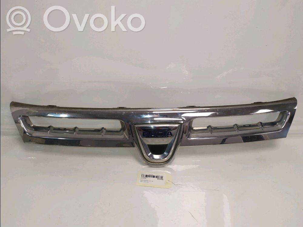 Dacia Duster Etusäleikkö 