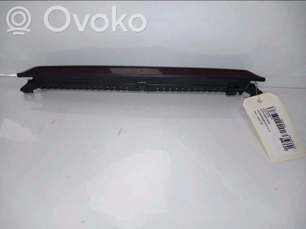 Kolmas/lisäjarruvalo   1J6945131C,1J6945131C
