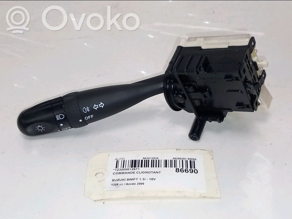 Suzuki Swift I Butoane/comutatoare pe volan