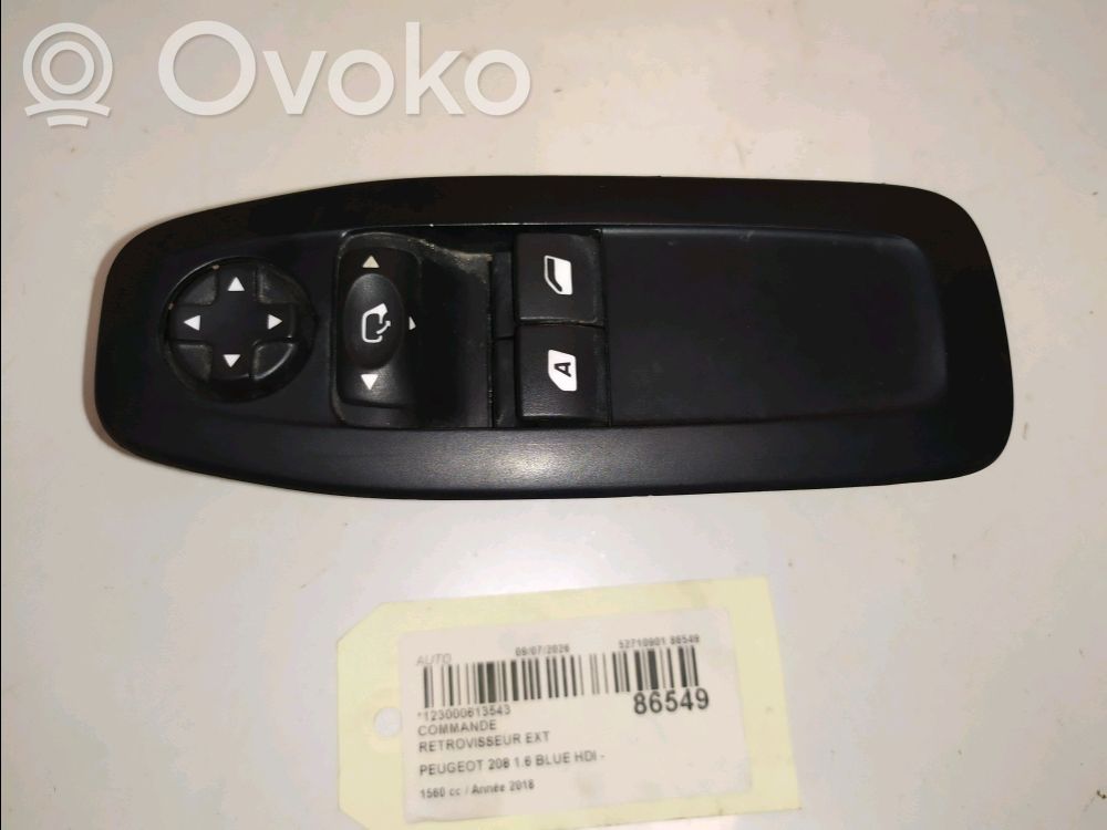 Peugeot 208 I Interruptor del espejo lateral