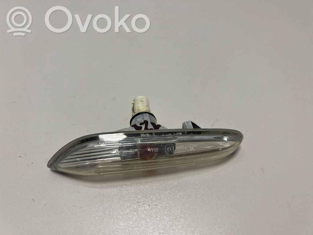 BMW 5 E60 E61 Front fender indicator light 