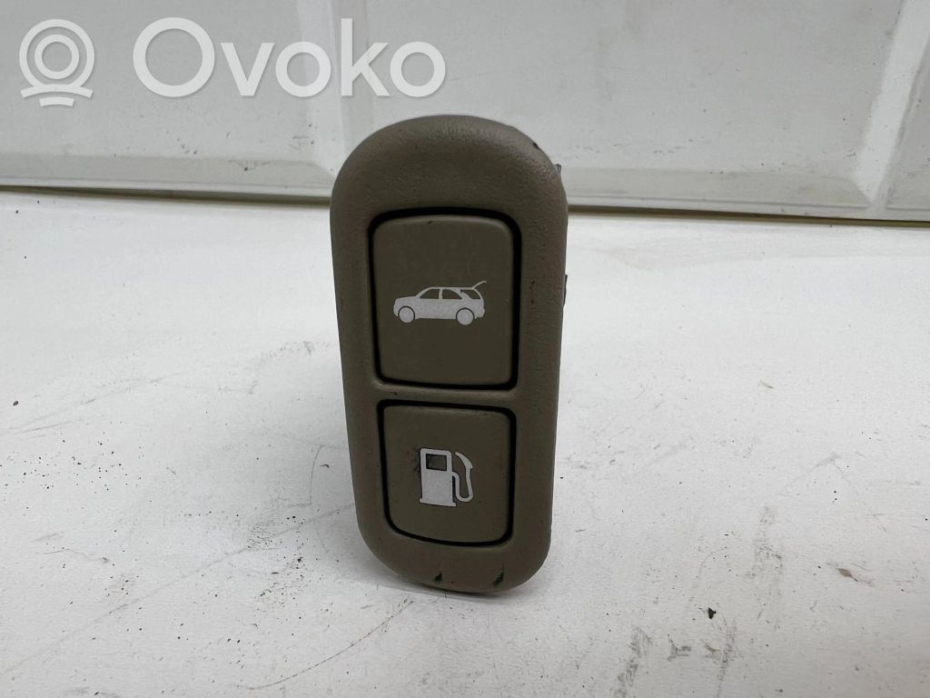 KIA Sorento Fuel tank opening switch 
