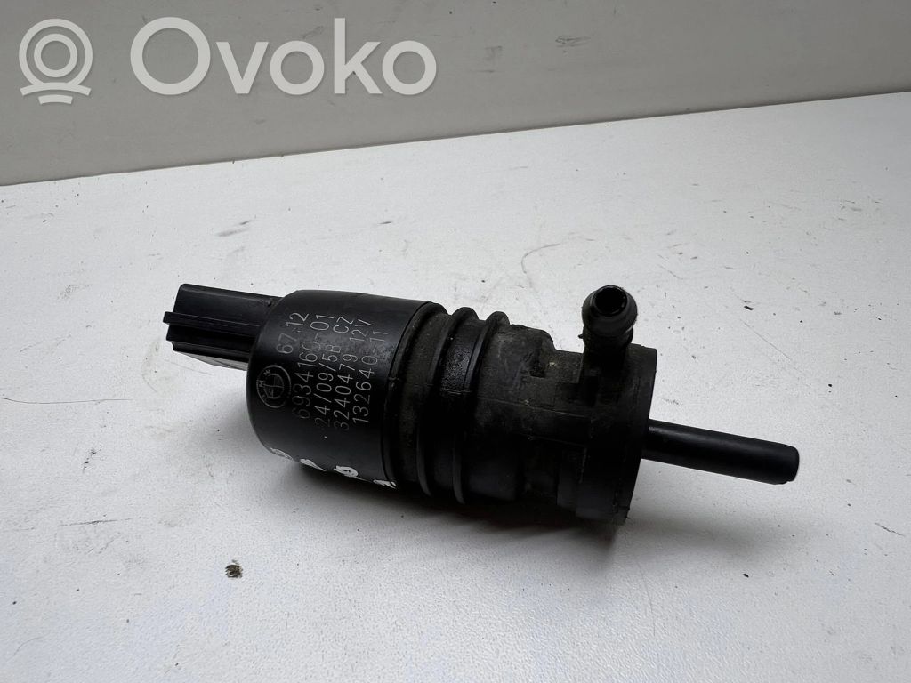 BMW 7 F01 F02 F03 F04 Windscreen/windshield washer pump 