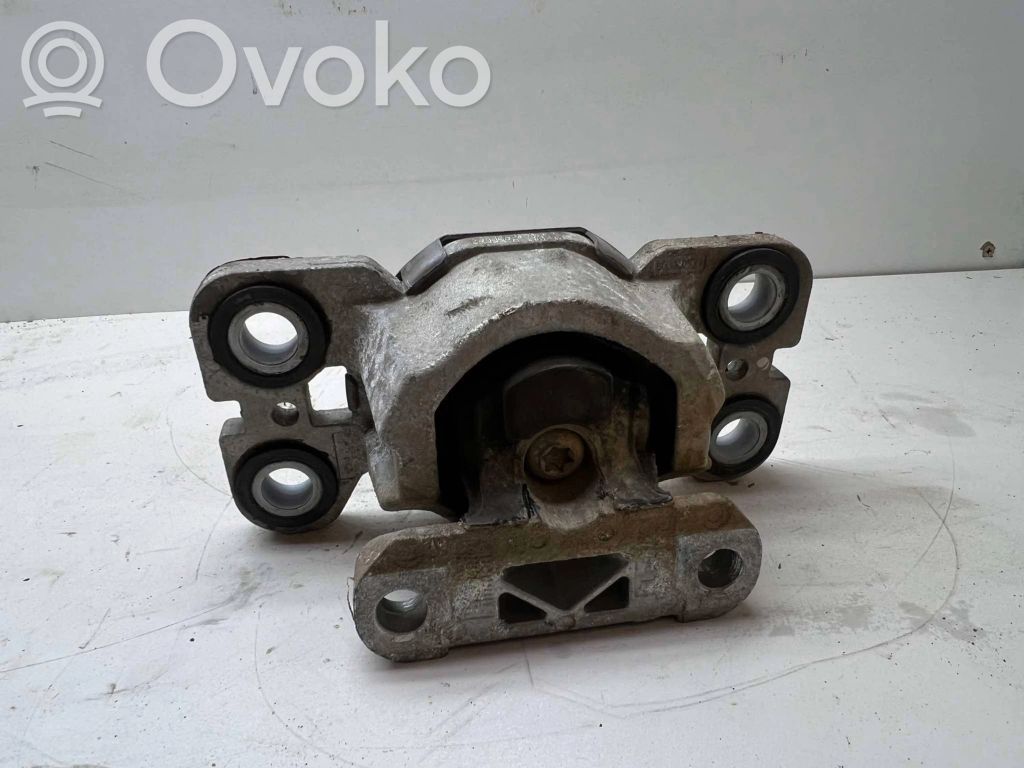 Volvo XC60 Gearbox mount 