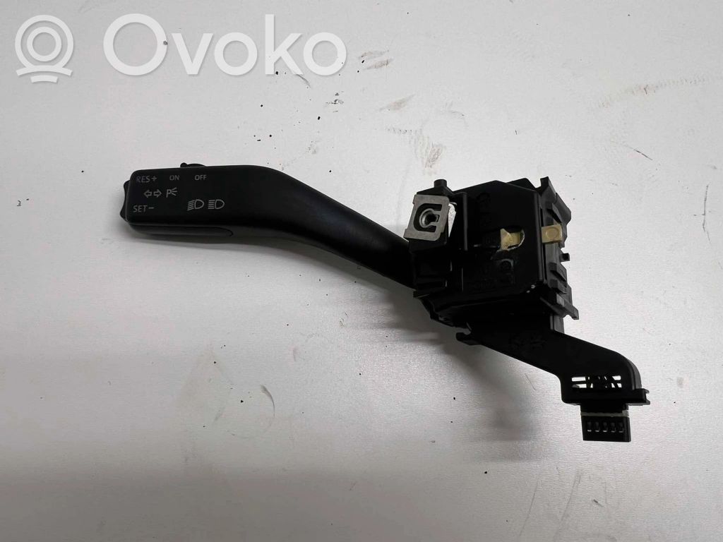 Skoda Octavia Mk2 (1Z) Indicator stalk 