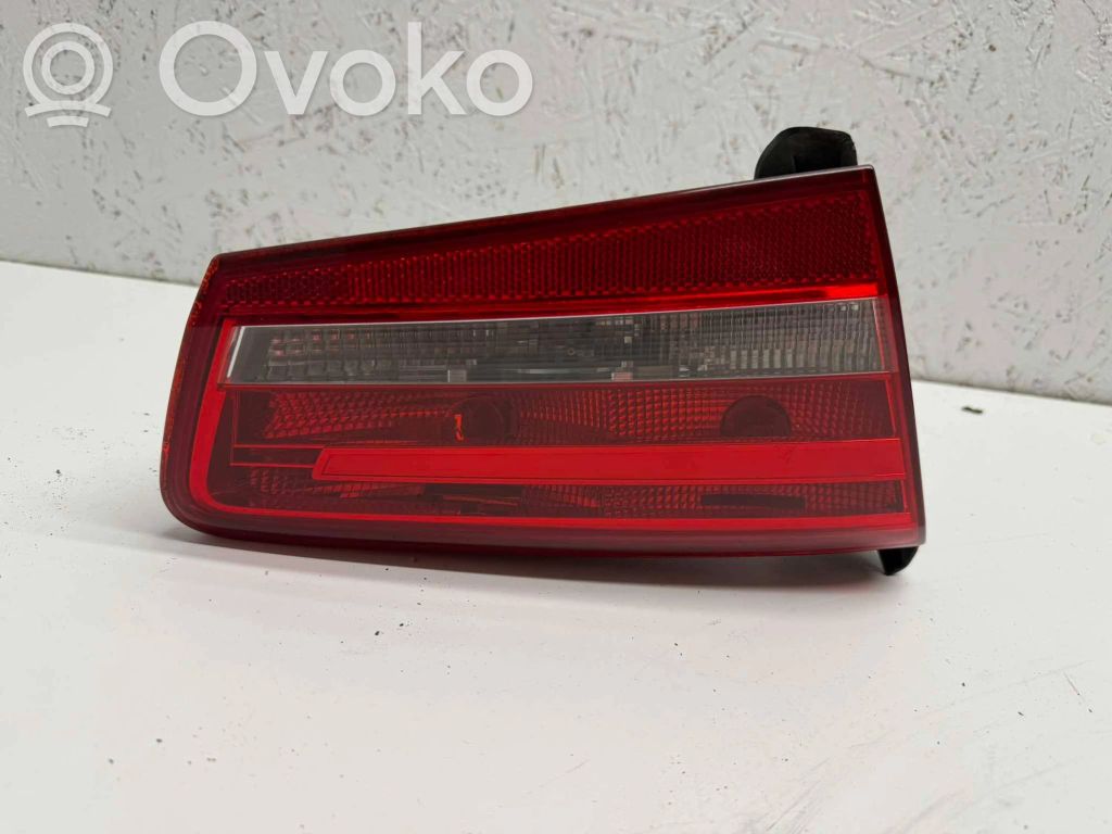 Audi A6 C7 Lampy tylnej klapy bagażnika 