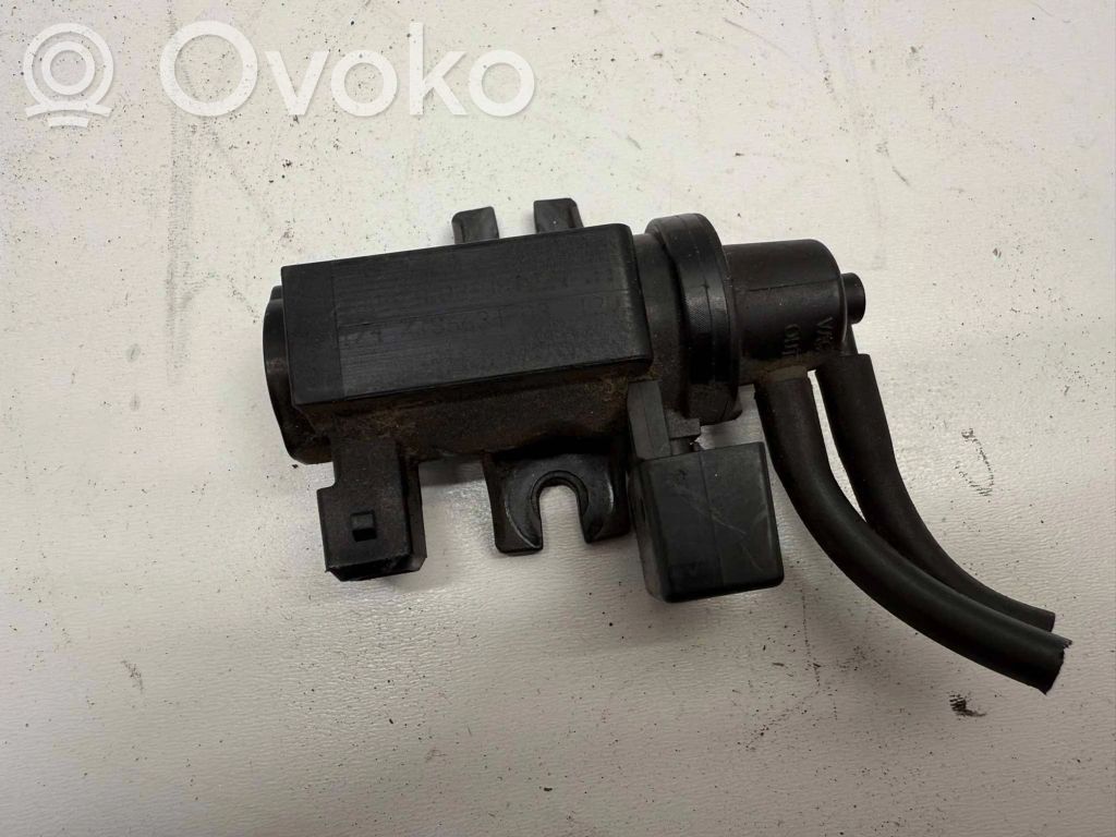 BMW 3 E90 E91 Turbo solenoid valve 