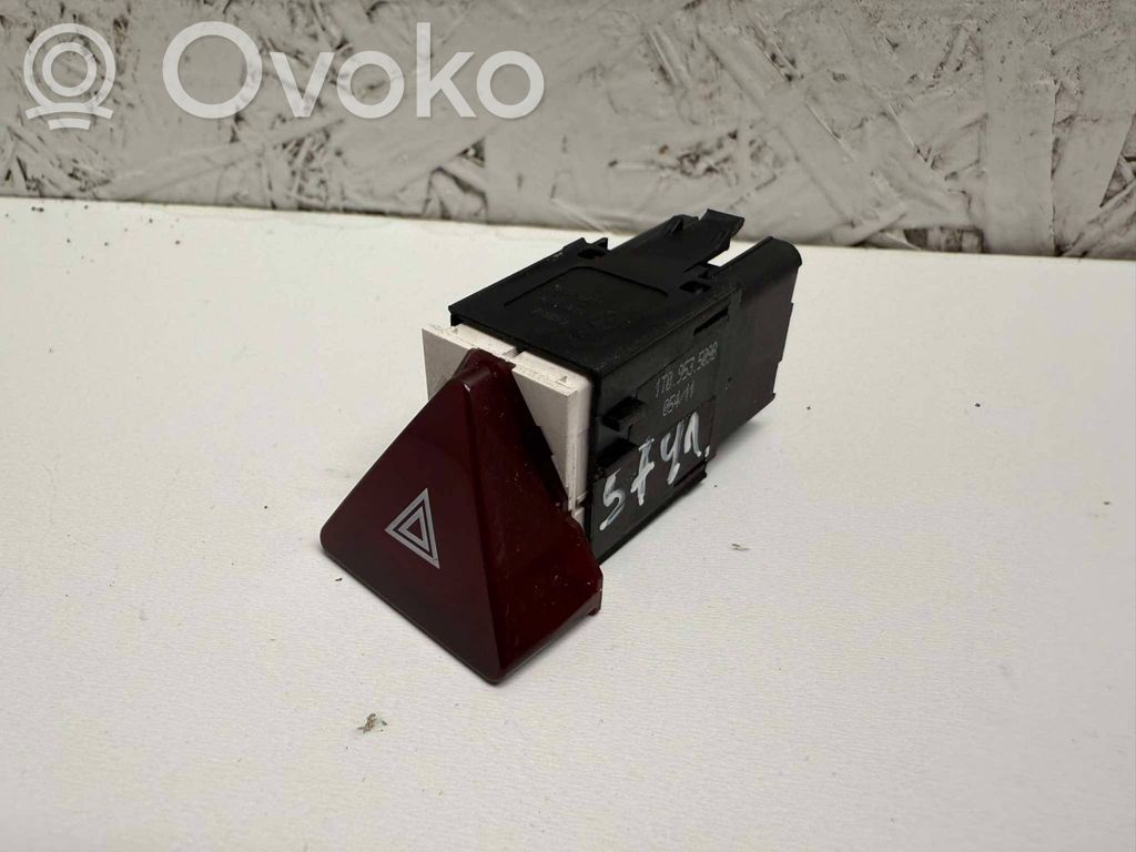 Volkswagen Touran II Hazard light switch 