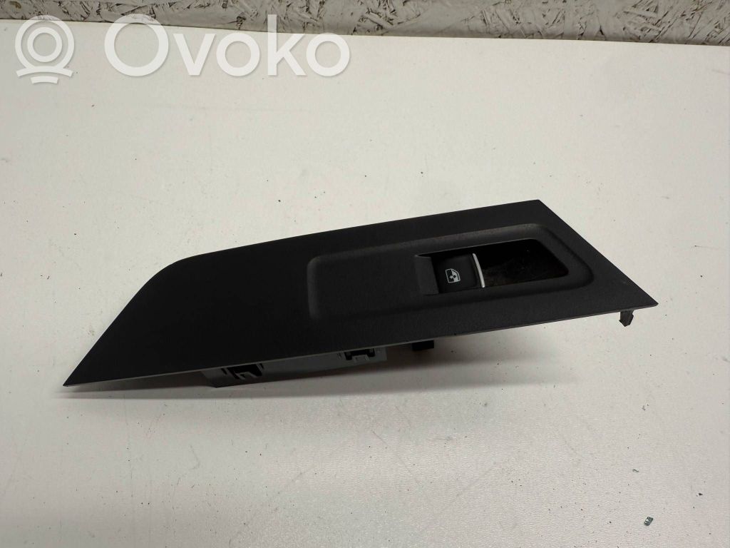 Skoda Karoq Electric window control switch 