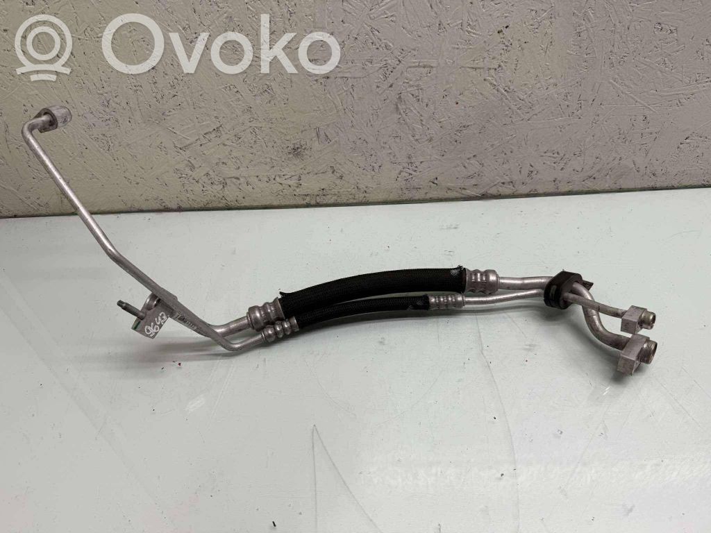 Tesla Model X Ilmastointilaitteen putki (A/C) 