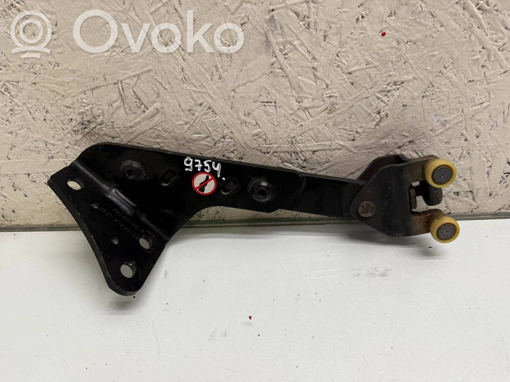 Peugeot Expert Sliding door lower roller guide/hinge 