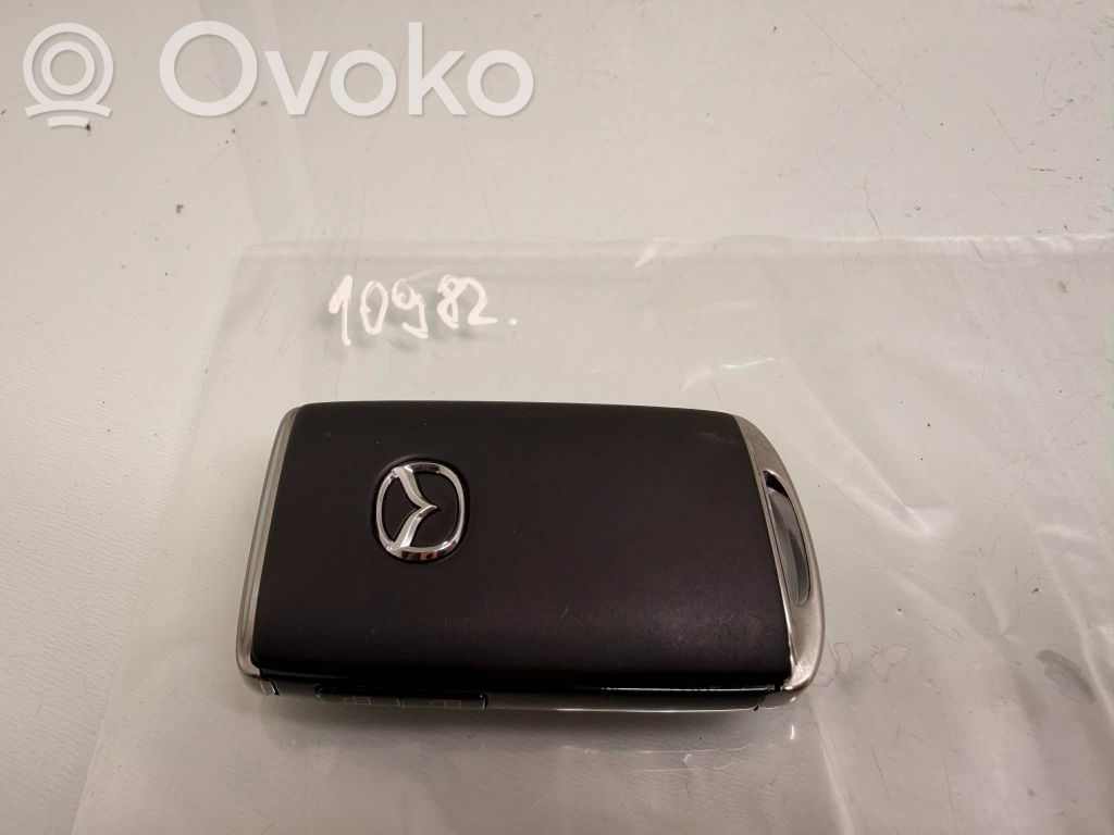 Mazda CX-30 Tarjeta/llave de arranque 