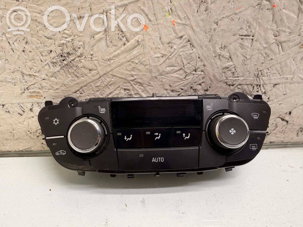 Opel Insignia A Climate control unit 