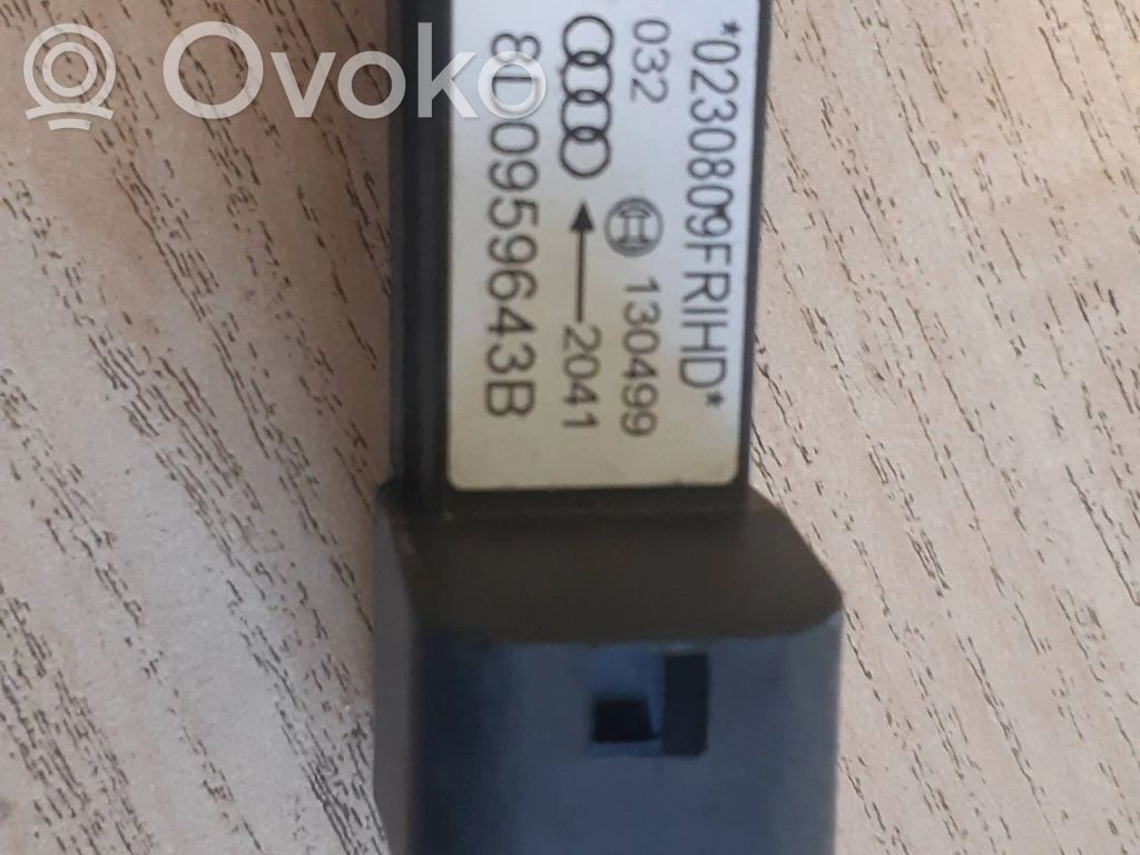 Audi A6 S6 C6 4F Czujnik uderzenia Airbag 