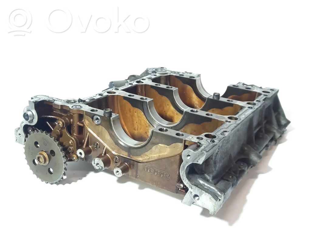 Engine block   06E103032,06E109570B,B8T0111316