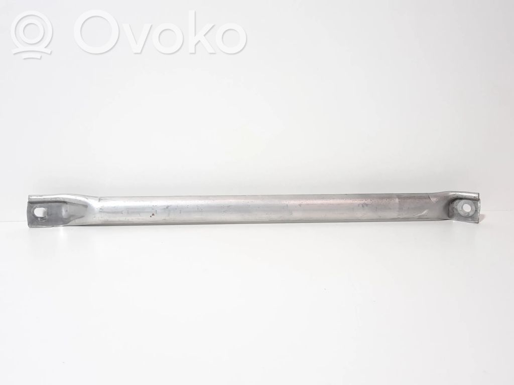 Muu moottoritilan osa   718494008