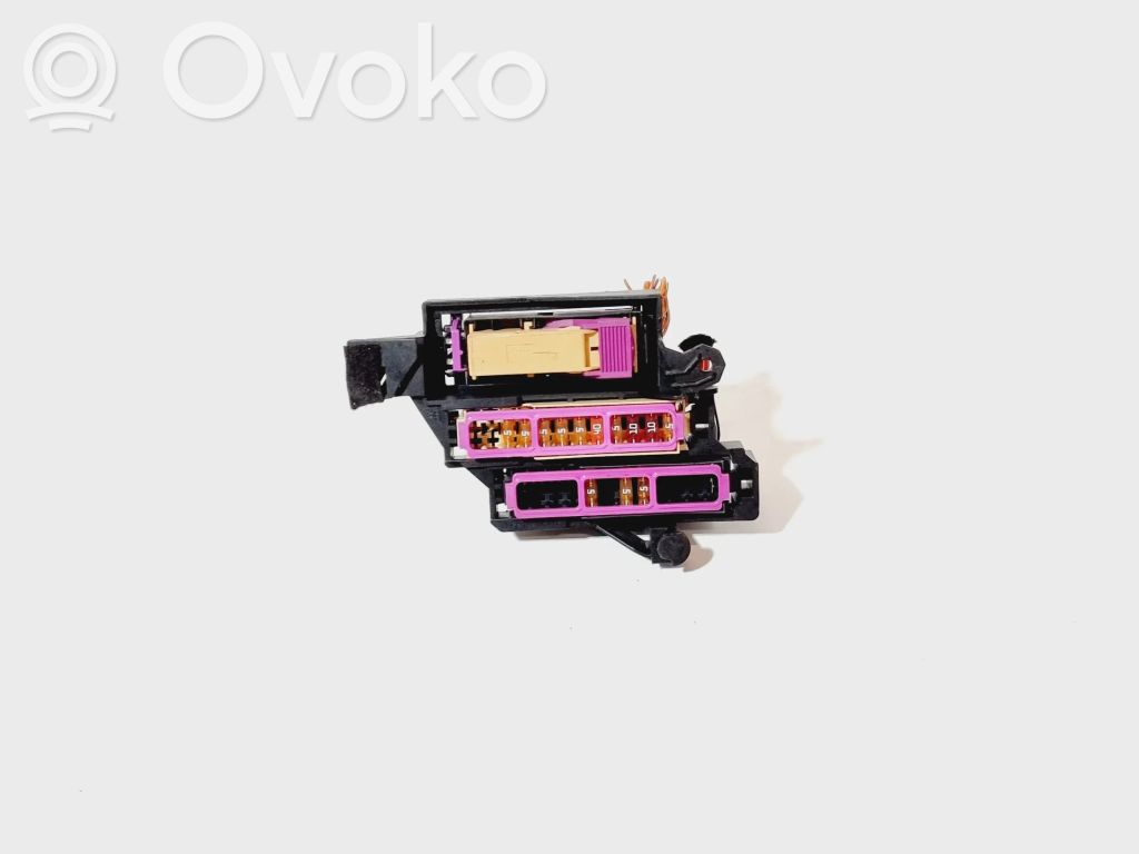 Sulakemoduuli   8K2971845B,8K2971845