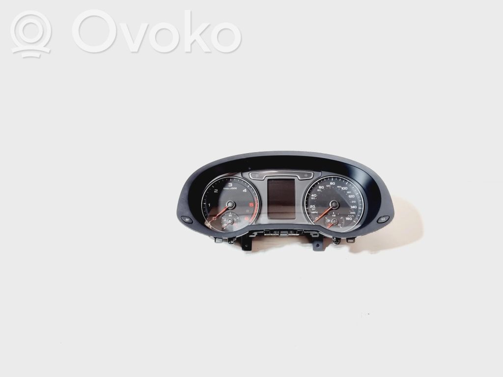 Audi Q3 8U Licznik / Prędkościomierz 