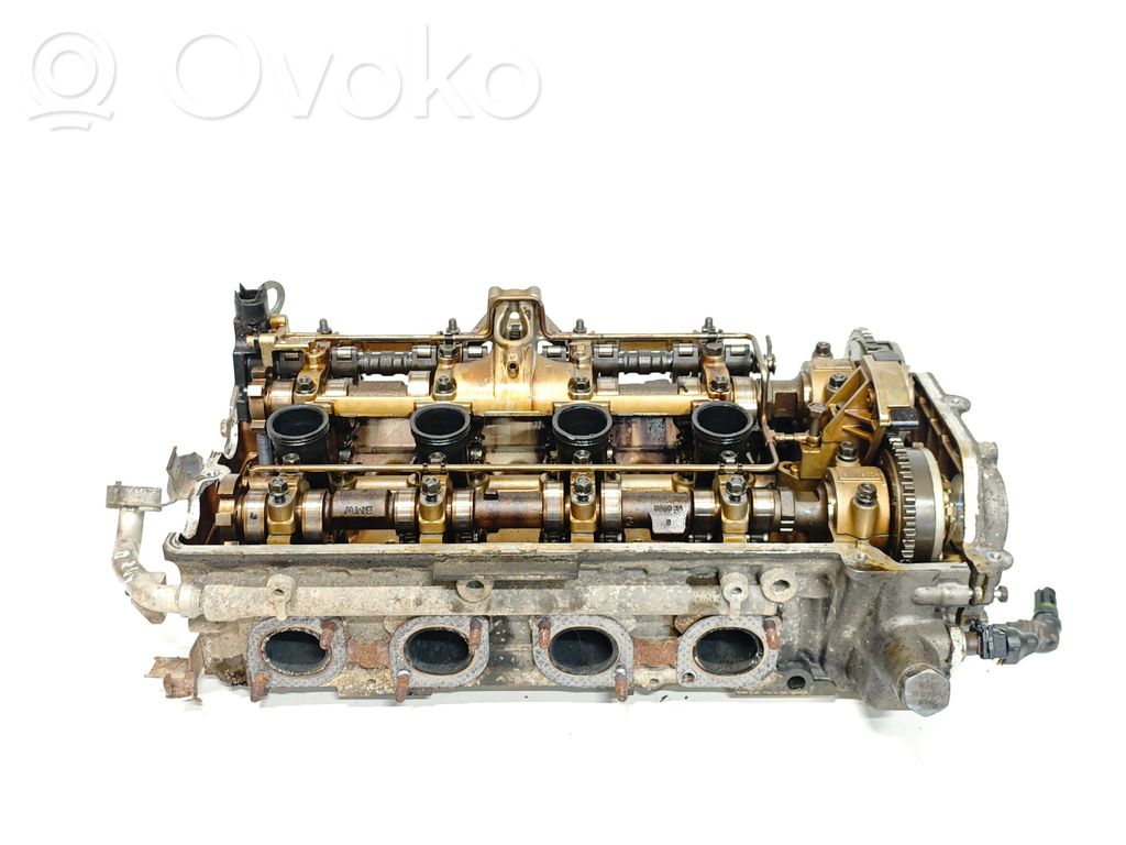 BMW 7 E65 E66 Engine head 