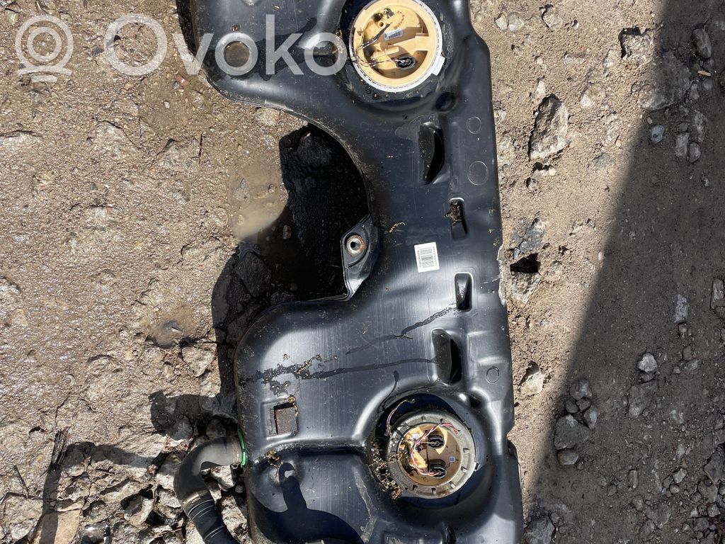 BMW 3 E92 E93 Fuel tank 