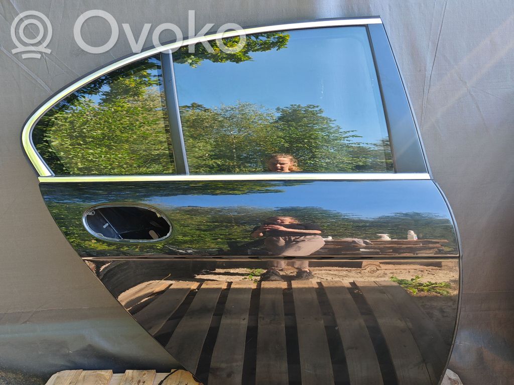 BMW 7 E65 E66 Galinės durys 