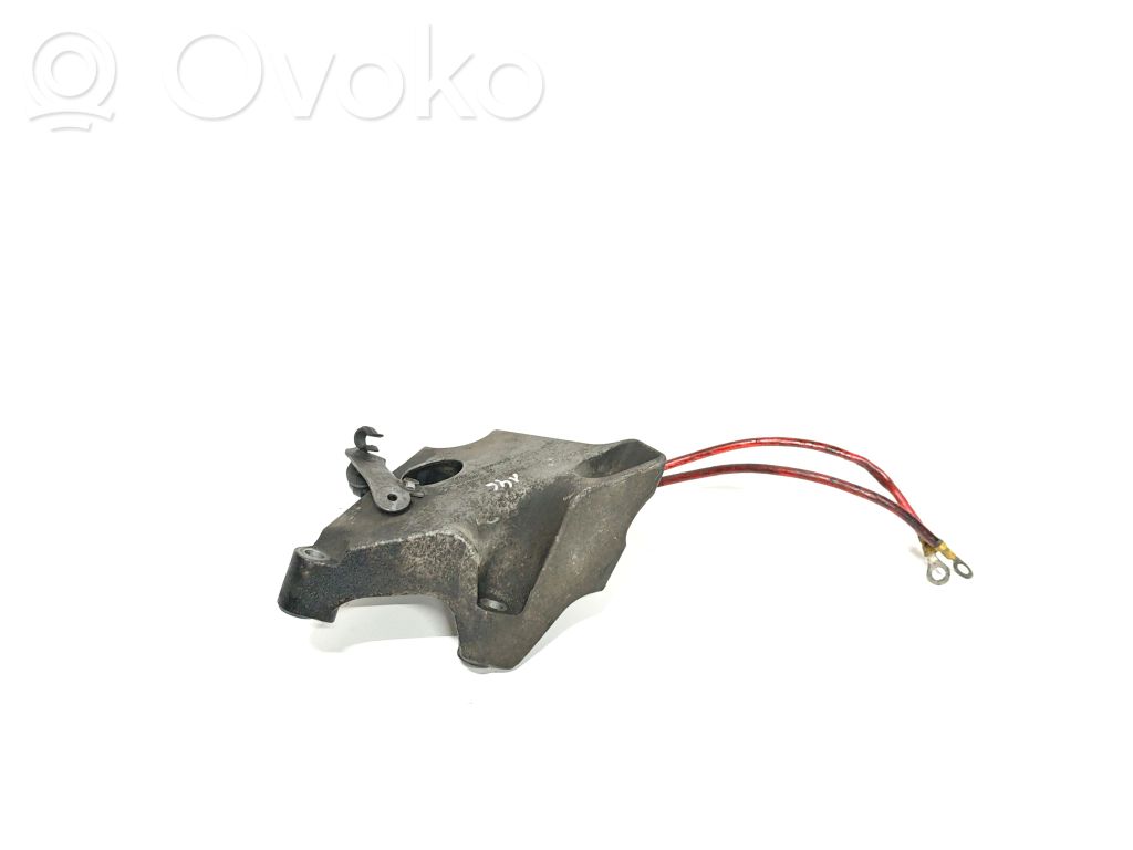Łapa / Mocowanie silnika   22116777061,6777061,2211677706102,13807410