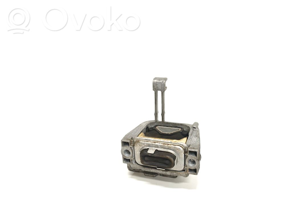 Skoda Superb B8 (3V) Engine mount bracket 