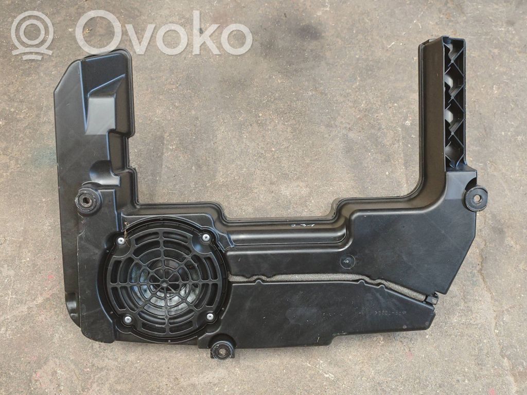 Audi A4 S4 B8 8K Subwoofer 