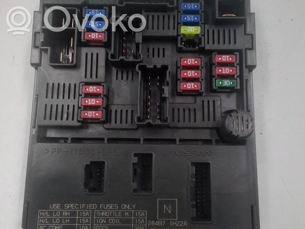 Nissan Note (E11) Fuse module 