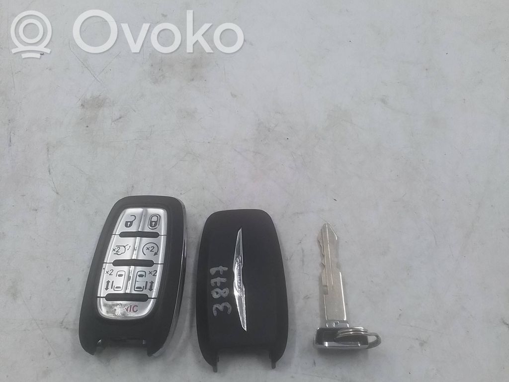Chrysler Pacifica Ignition key/card 