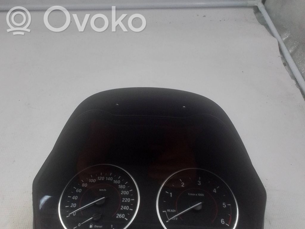 BMW 1 F20 F21 Licznik / Prędkościomierz 