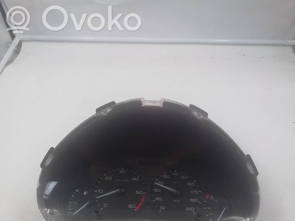 Peugeot Partner Speedometer (instrument cluster) 