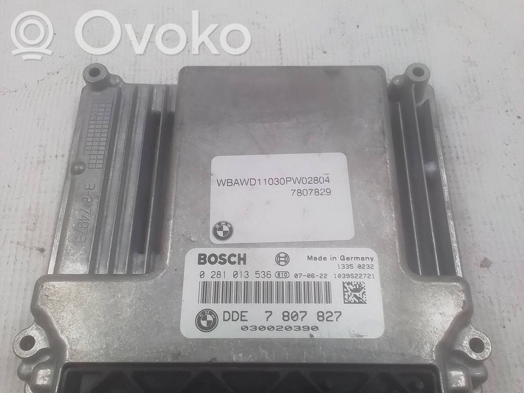 BMW 1 E81 E87 Engine control unit/module 
