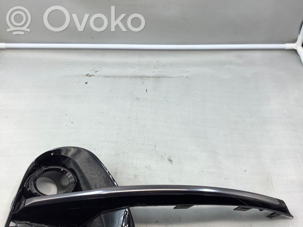 KIA Xceed Etupuskurin alempi jäähdytinsäleikkö 