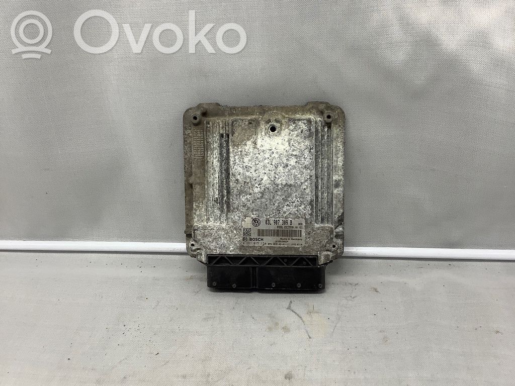 Volkswagen PASSAT B6 Engine control unit/module 