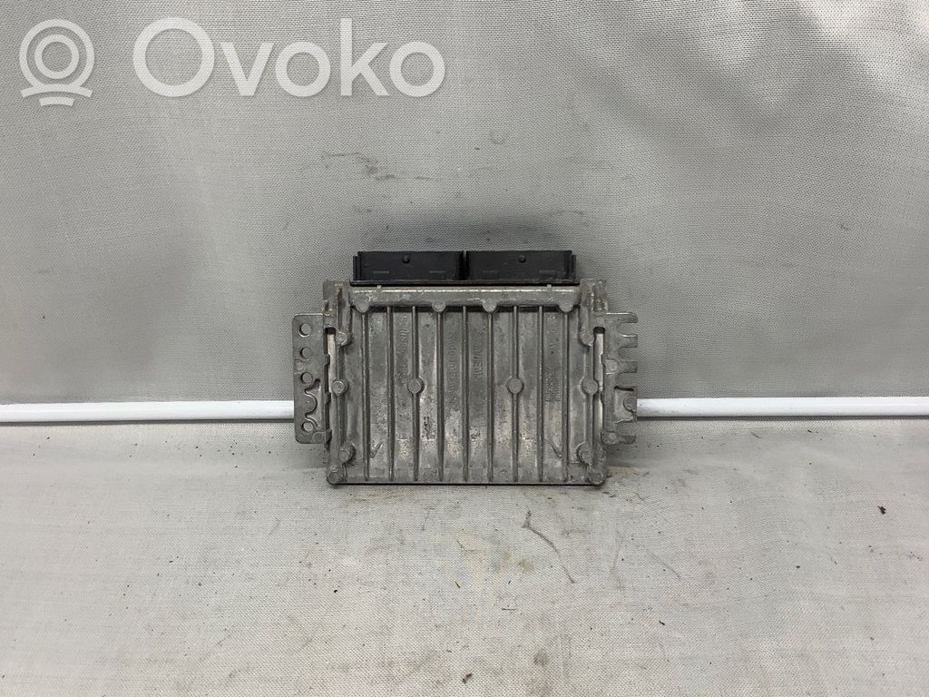 Renault Megane II Engine control unit/module 