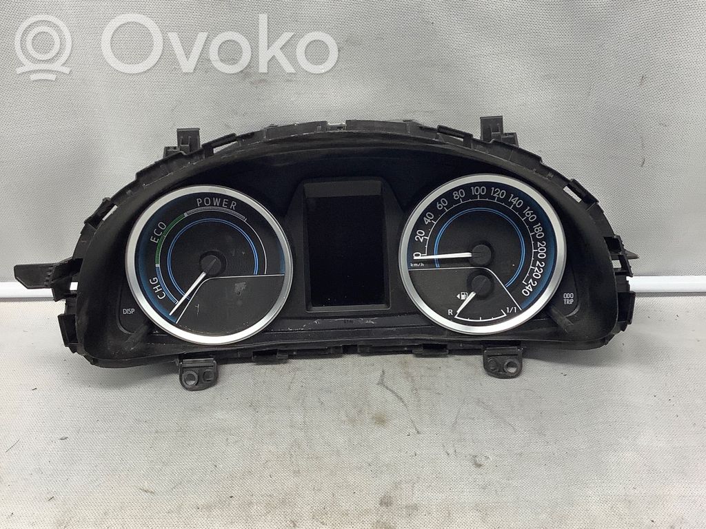 Toyota Auris E180 Speedometer (instrument cluster) 