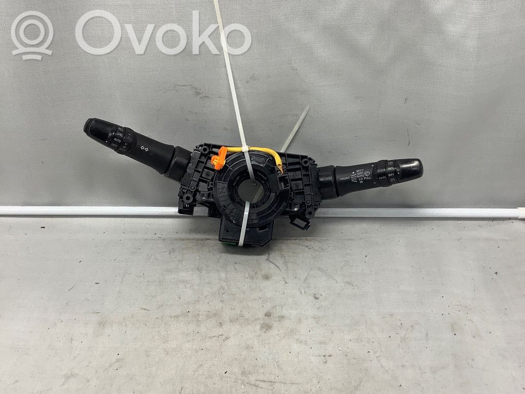 Mitsubishi Outlander Interruptor/palanca de limpiador de luz de giro 