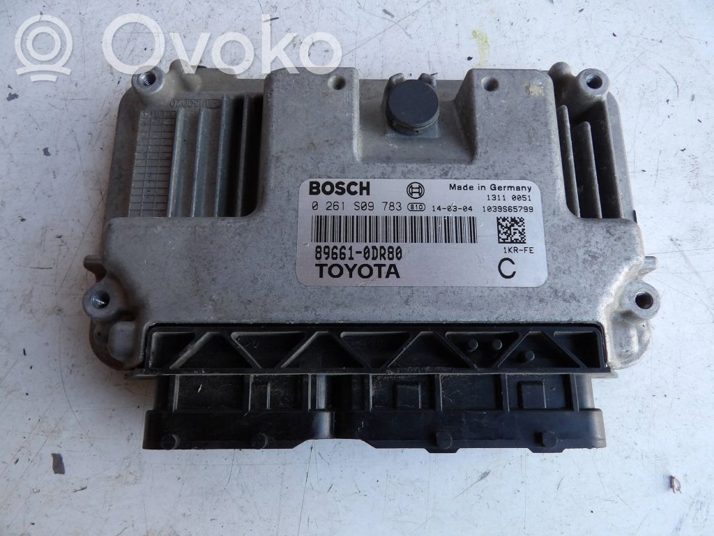 Toyota Yaris Engine control unit/module 