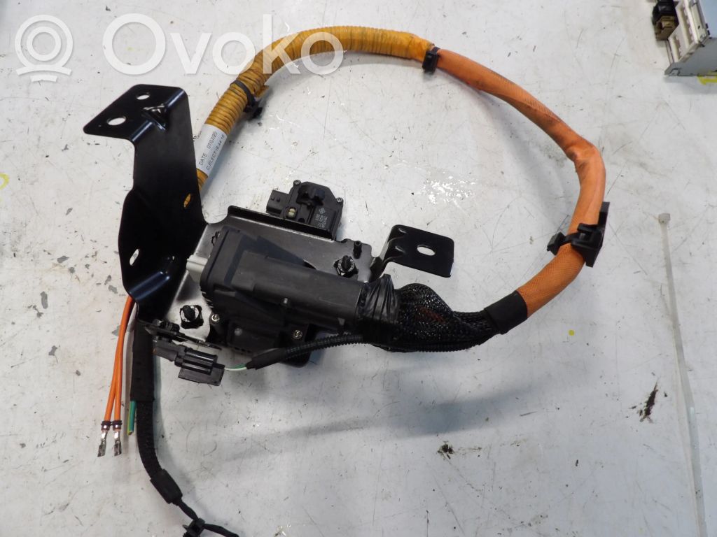 Renault Captur II Sähköauton latauspistoke 