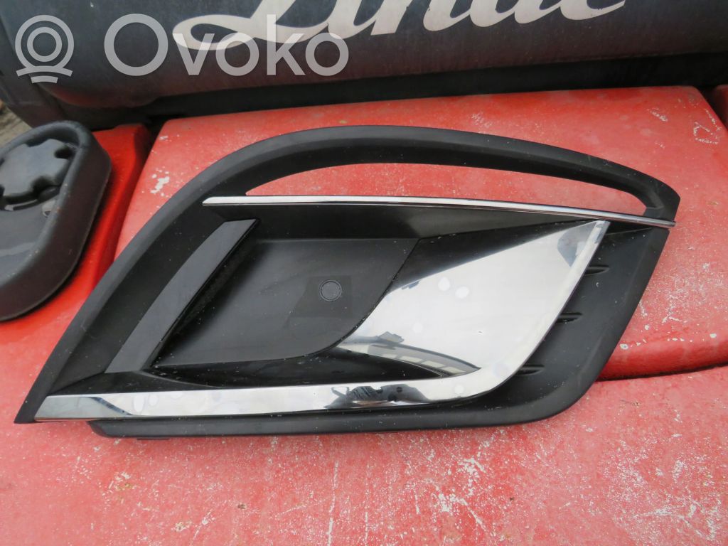 Renault Espace V (RFC) Front bumper lower grill 