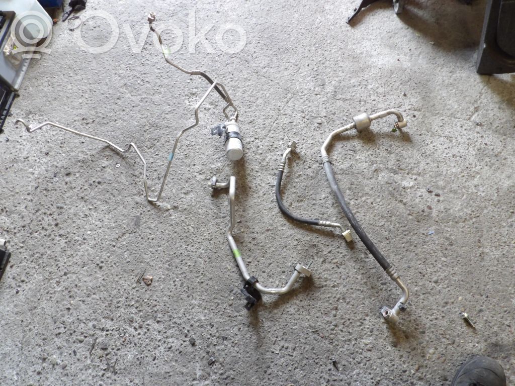 Air conditioning (A/C) pipe/hose