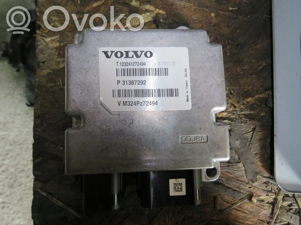 Volvo V40 Unitate/modul de comandă airbaguri 