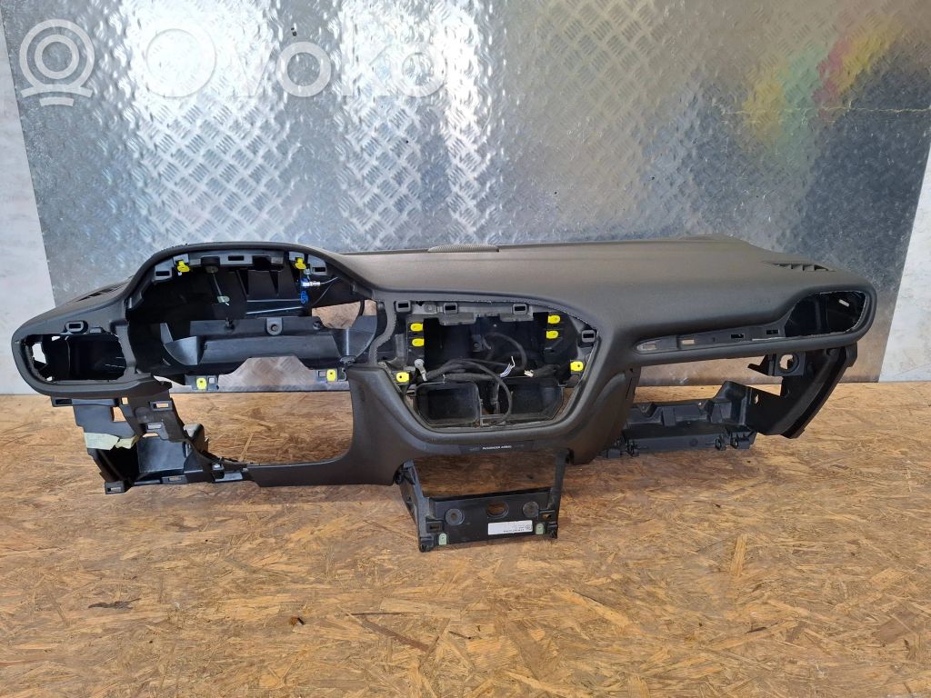 Ford Fiesta Panelis 