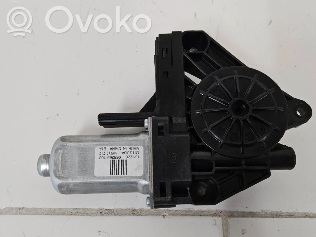 Volvo S60 Front door window regulator motor 