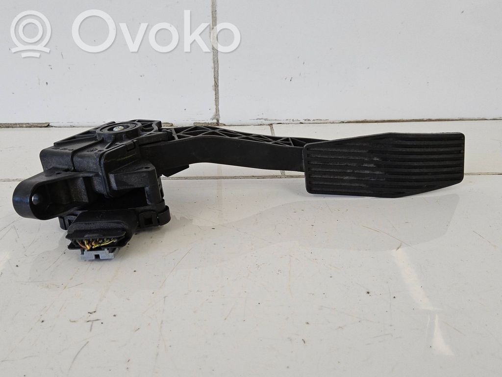 Opel Meriva B Accelerator throttle pedal 