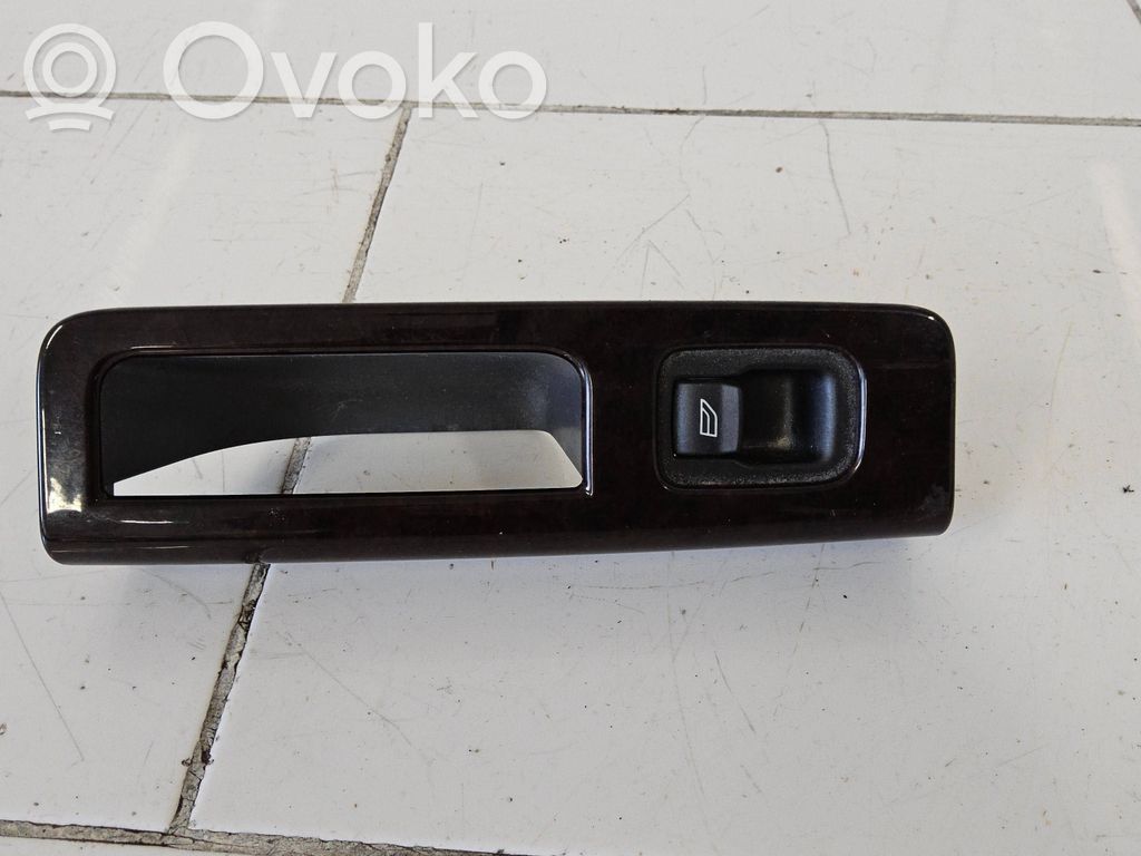 Electric window control switch   8679679,14621