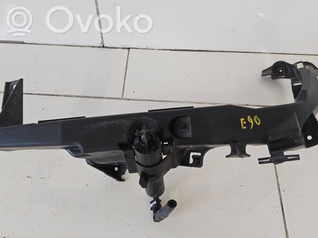 Headlight/headlamp mounting bracket   7116707,22944911,22944912